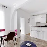 Pick A Flat\'S Apartment In Saint Germain - Rue De Buci