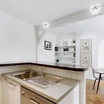 Pick A Flat\'S Apartment In Saint Germain - Rue De Buci